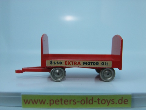 1252-13 Esso Extra Motor Oil, Fahrgestell rot, Abziehbild gelb, Schrift mittelblau ABS