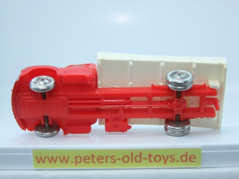 1253-06-01 Ausführung Fahrerhaus und Chassis in rot, Umbau nicht original von Lego